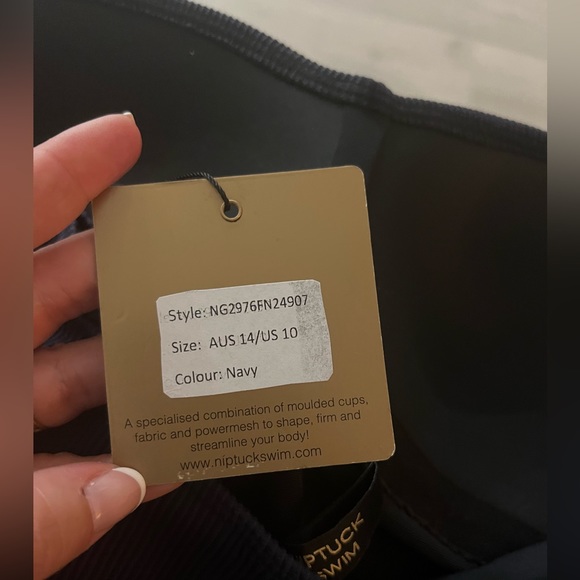 Shaping one piece swimsuit - Picture 5 of 5